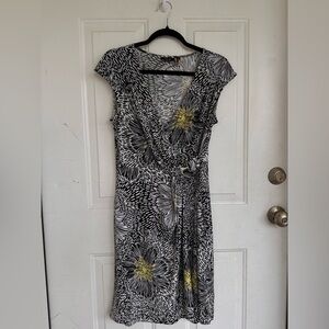APT9 dress decorative waist low V neck sleeveless size petite PM